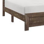 Letto matrimoniale con pannelli in legno marrone rustico