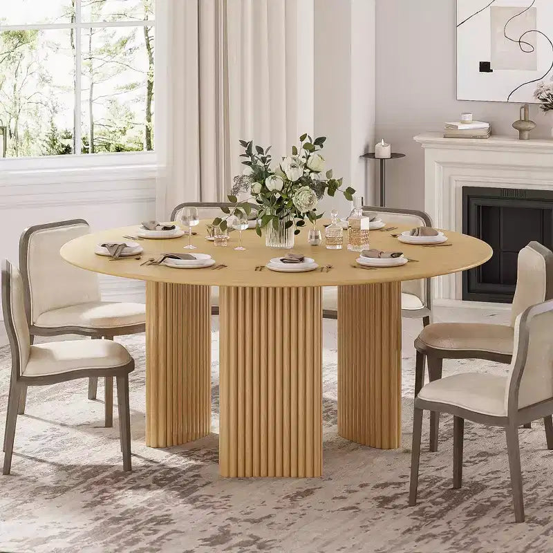 Tavolo da pranzo rotondo moderno da 60 pollici con gambe a colonna a strisce, tavolo da cucina in legno massello, piedini antigraffio per sala da pranzo e bancone della cucina, in color naturale