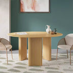 Tavolo da pranzo rotondo moderno da 60 pollici con gambe a colonna a strisce, tavolo da cucina in legno massello, piedini antigraffio per sala da pranzo e bancone della cucina, in color naturale
